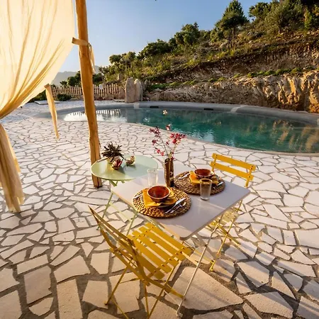 Casa Stones לינה וארוחת בוקר 4*